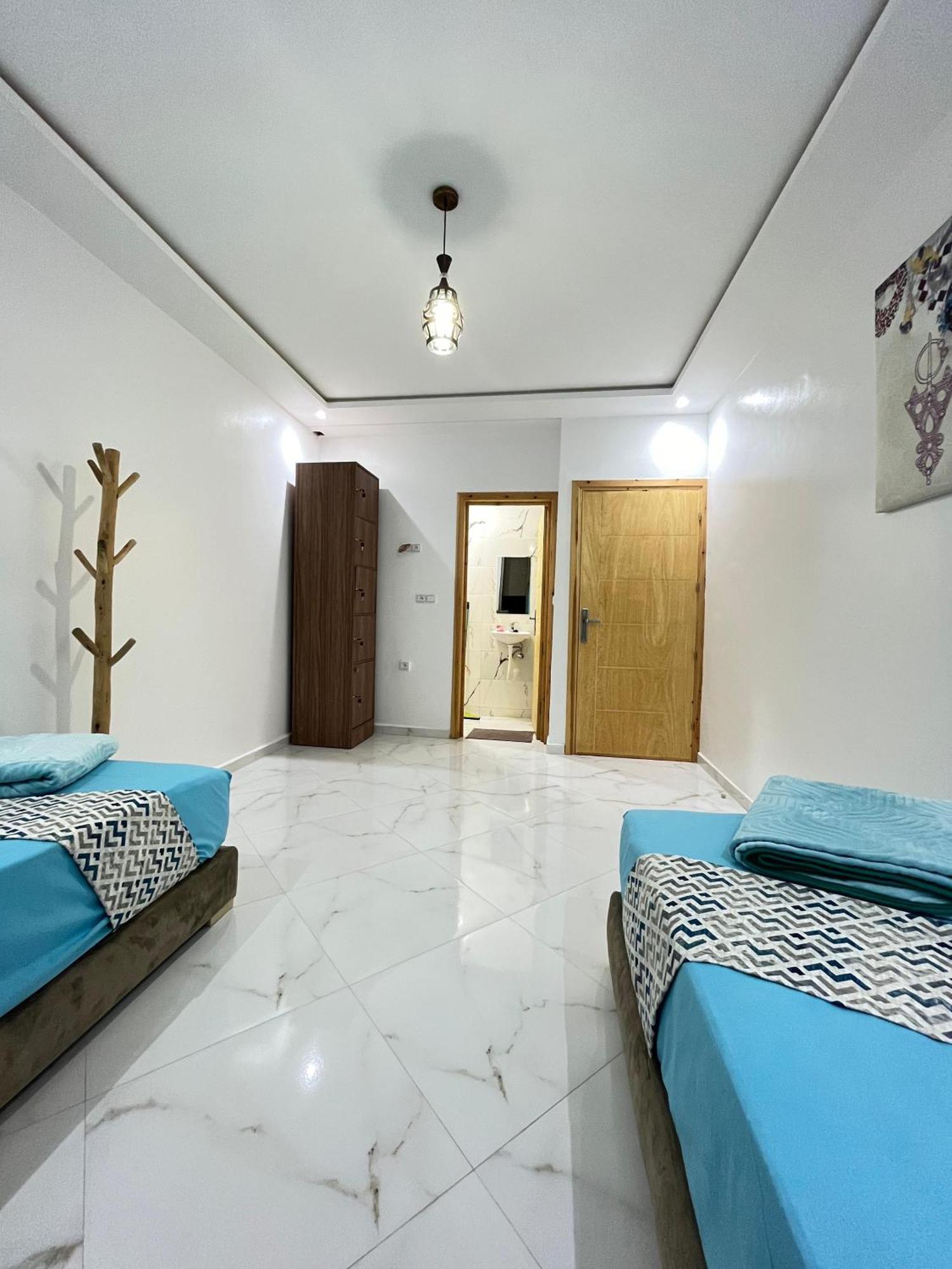 Kaza Moon Hostel Imszuan Kültér fotó