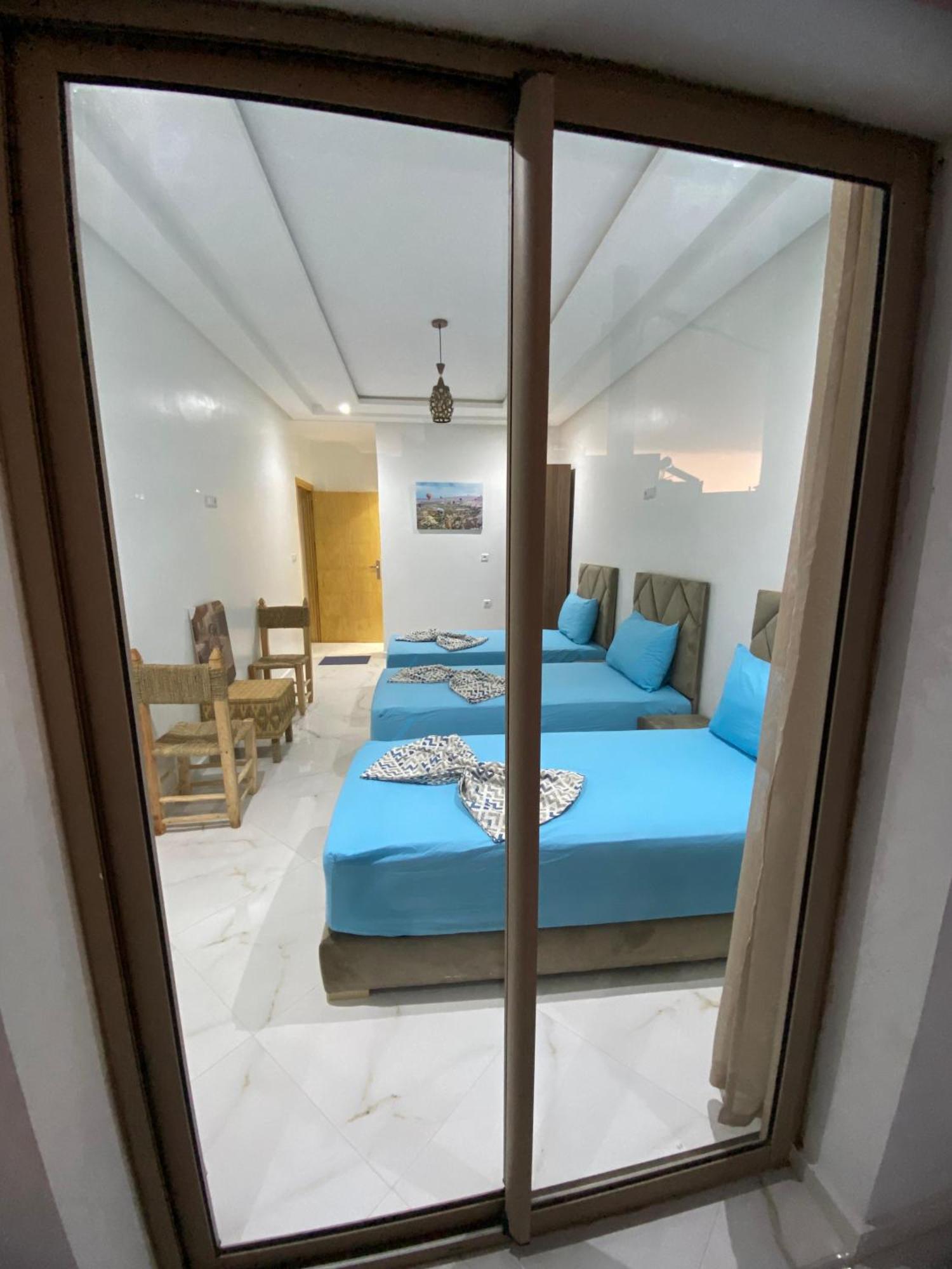 Kaza Moon Hostel Imszuan Kültér fotó