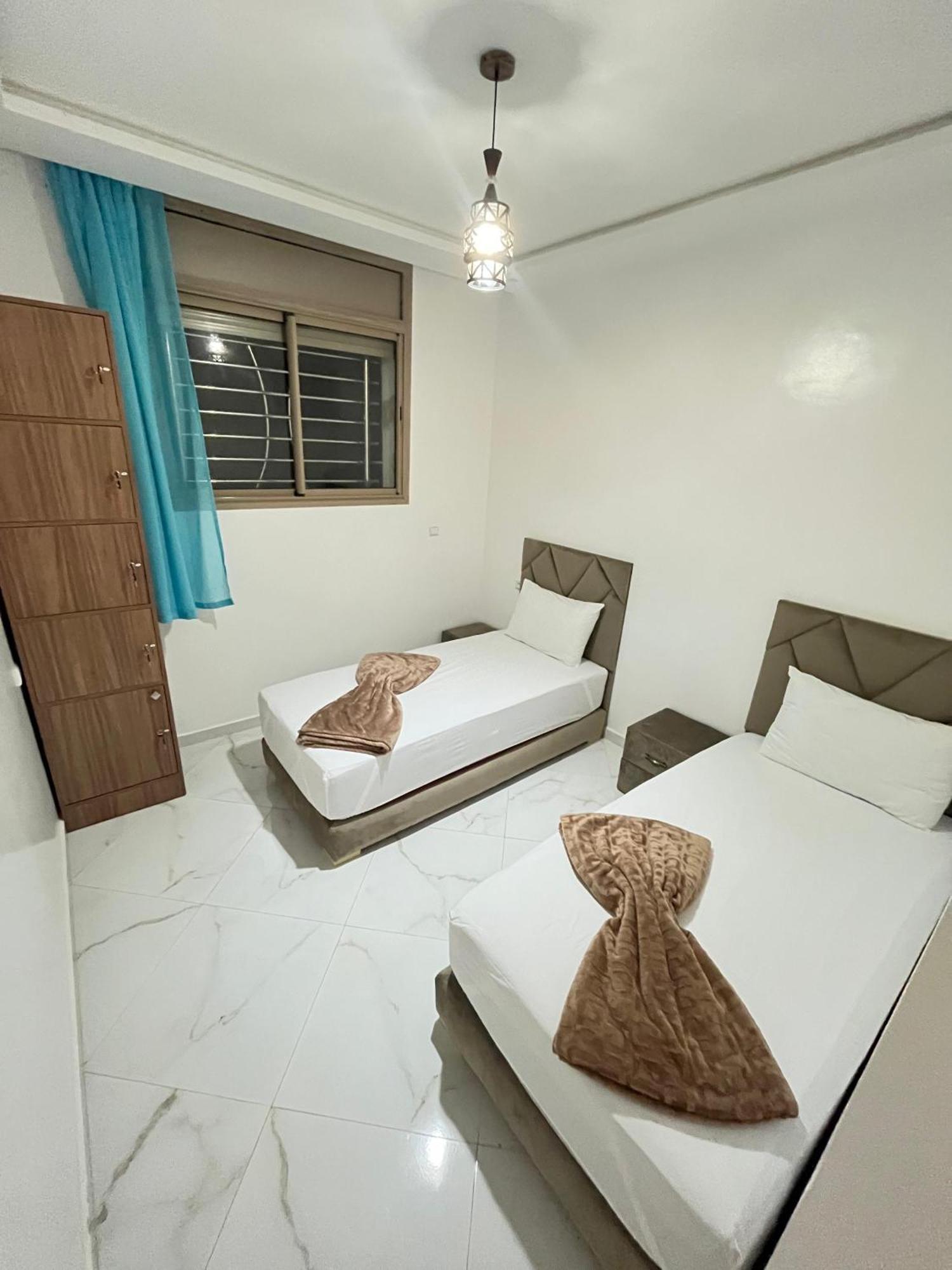 Kaza Moon Hostel Imszuan Kültér fotó